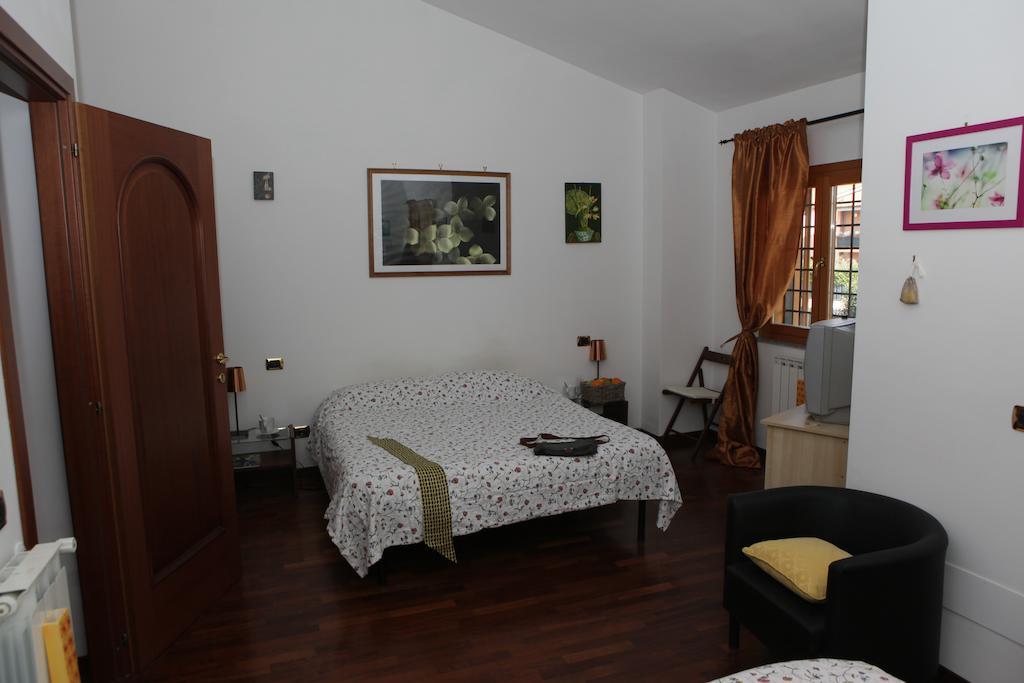 Villa dei Sogni Infernetto Eksteriør billede