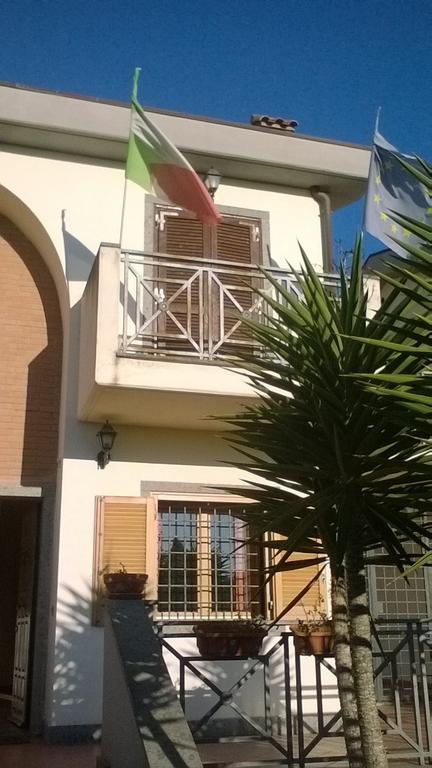 Villa dei Sogni Infernetto Eksteriør billede